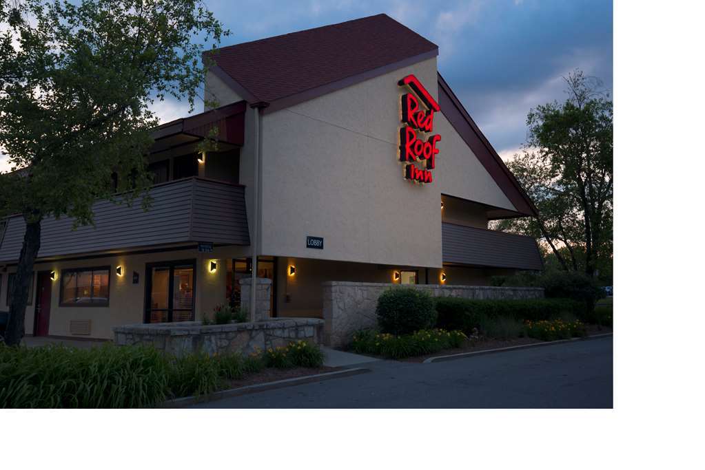 Red Roof Inn Rockford East - Casino District Buitenkant foto