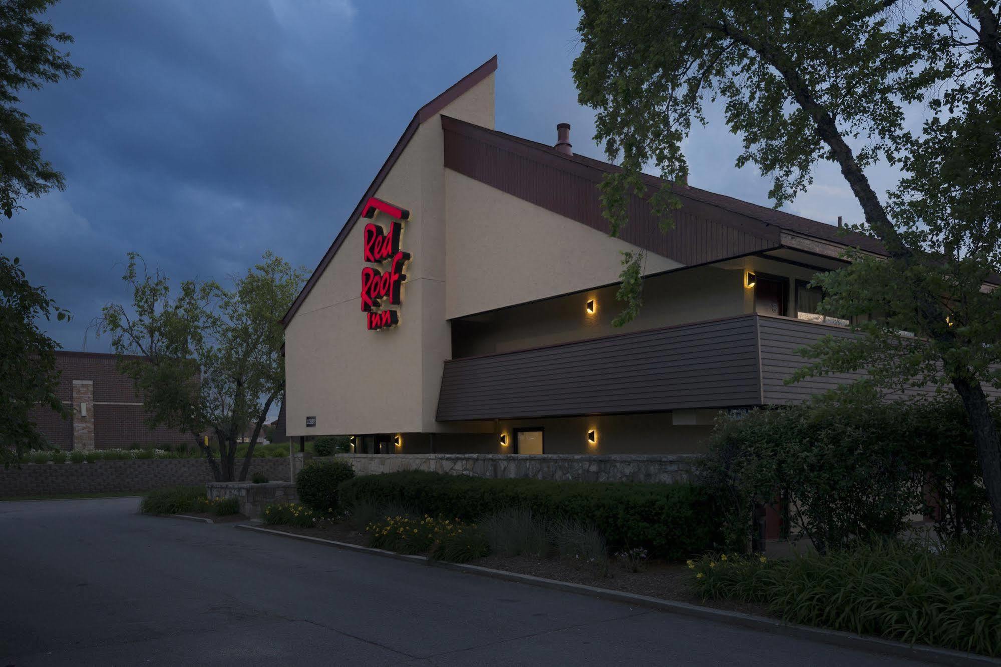 Red Roof Inn Rockford East - Casino District Buitenkant foto